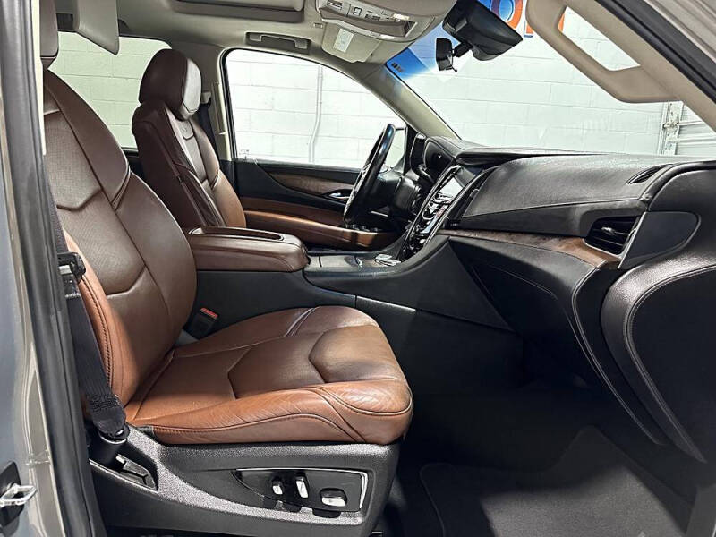 2017 Cadillac Escalade Premium Luxury