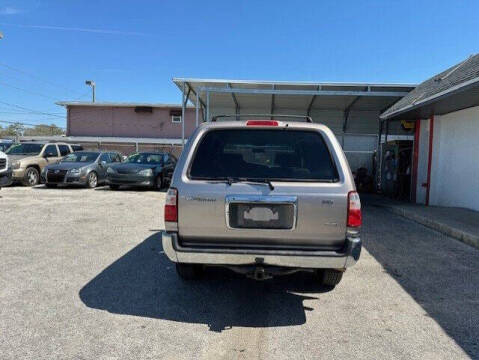 2002 Toyota 4Runner SR5