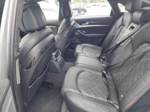 2013 Audi S8 4.0T quattro