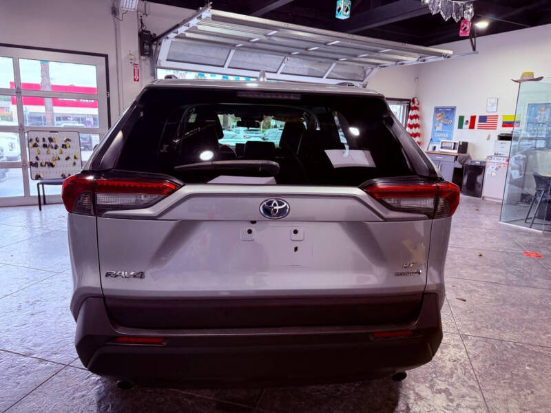 2019 Toyota RAV4 Hybrid LE