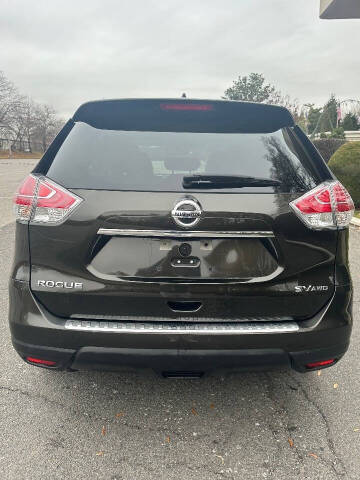2016 Nissan Rogue SV