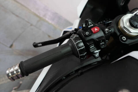 2025 BMW S 1000 RR