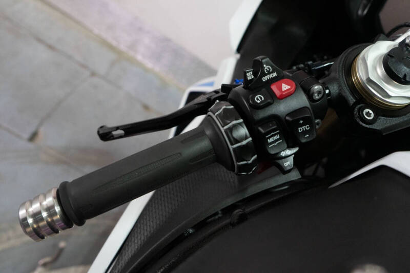 2025 BMW S 1000 RR