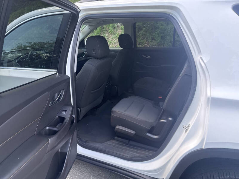2020 Chevrolet Traverse LT Cloth