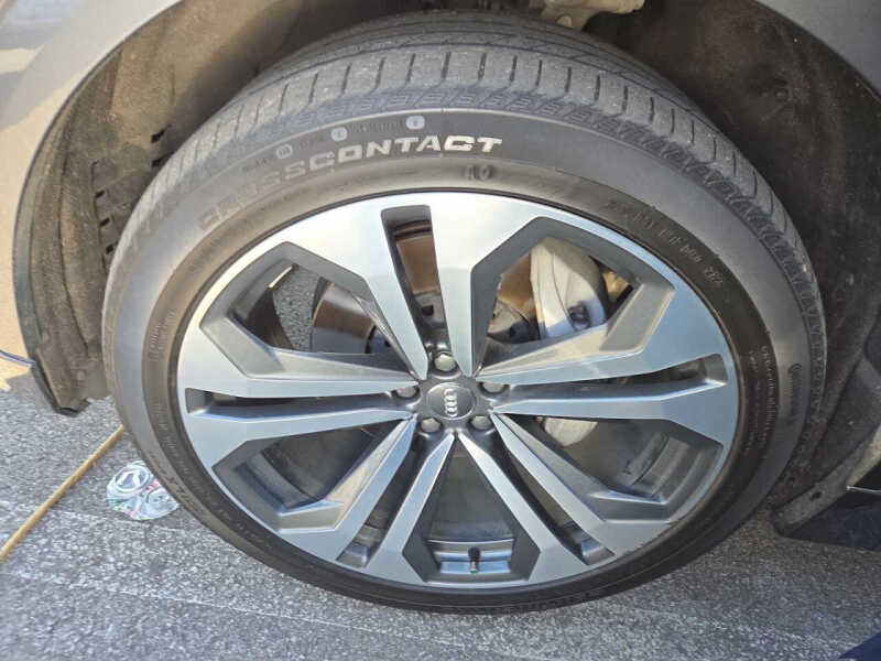 2019 Audi Q8 quattro Prestige 55 TFSI