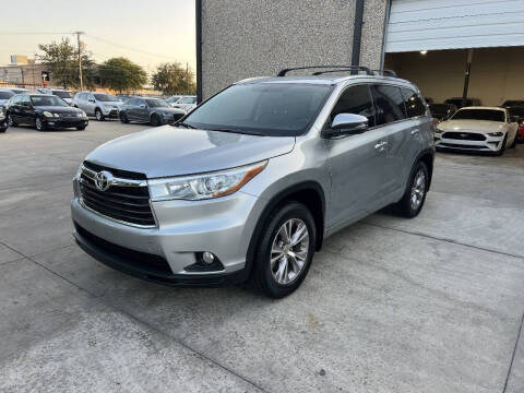 2015 Toyota Highlander XLE Photo