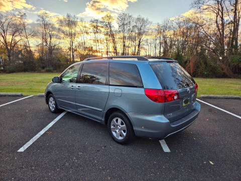 2008 Toyota Sienna