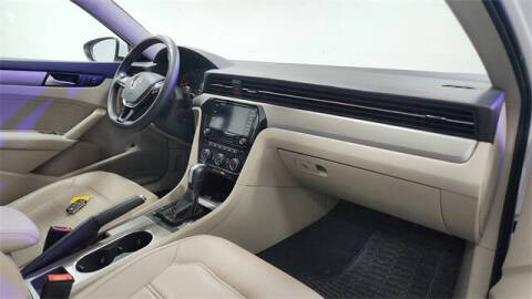 2022 Volkswagen Passat SE