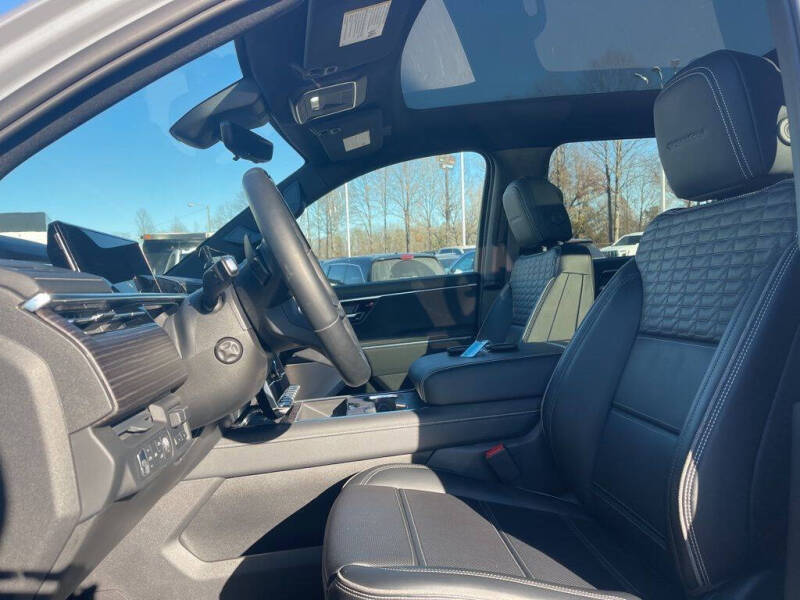 2024 GMC Sierra EV Denali Edition 1