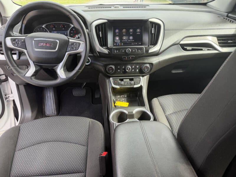 2022 GMC Terrain SLE
