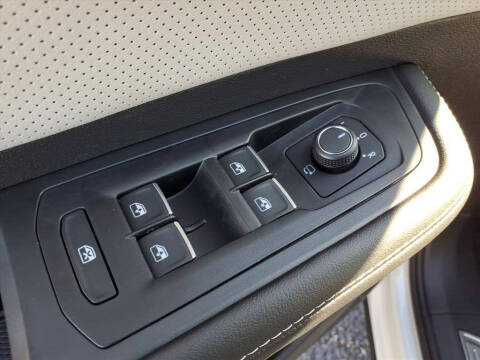 2026 Volkswagen Atlas Cross Sport SEL Premium R-Line 4Motion