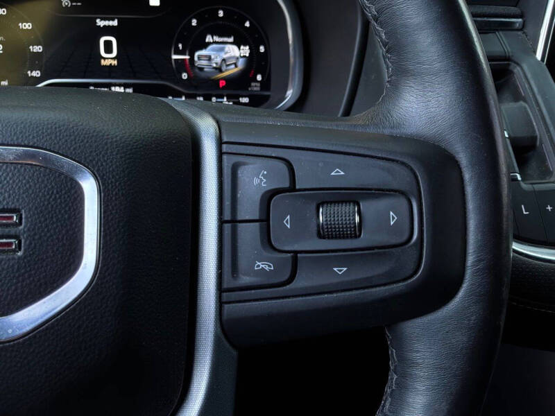 2022 GMC Yukon SLT