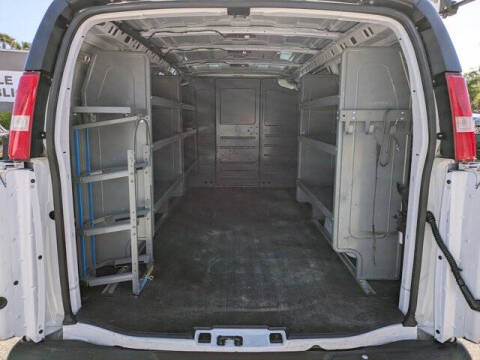 2023 Chevrolet Express 2500