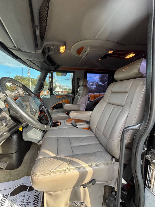 2005 International WorkStar 7300