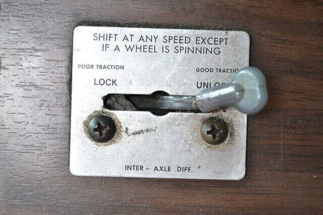 1983 Peterbilt 362 FAT CAB