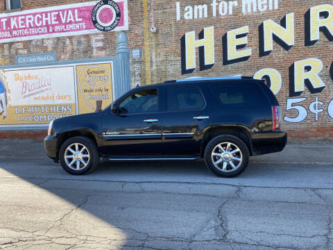 2007 GMC Yukon for sale at Main St Motors Inc. in Sheridan IN