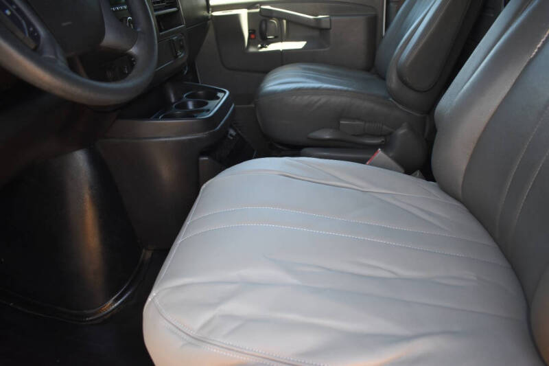 2018 Chevrolet Express 2500