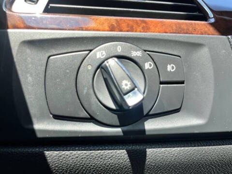 2012 BMW 3 Series 328i