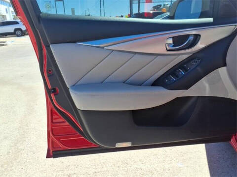 2021 Infiniti Q50 Luxe