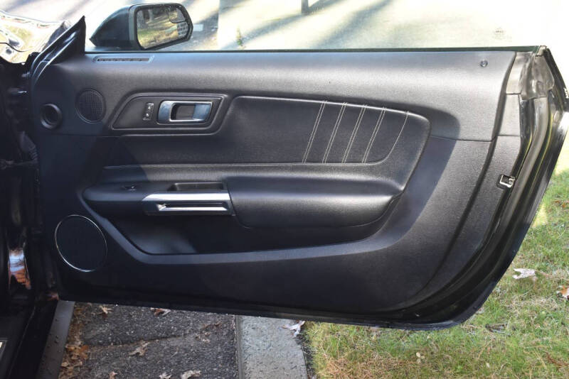 2019 Ford Mustang EcoBoost Premium