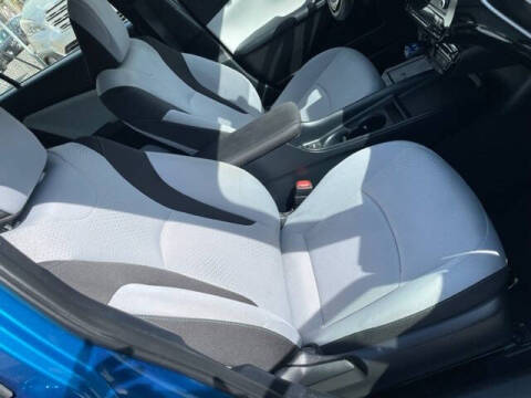 2020 Toyota Prius LE AWD-e