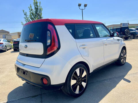 2018 Kia Soul +