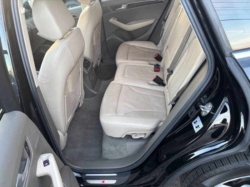 2011 Audi Q5 3.2 quattro Premium Plus