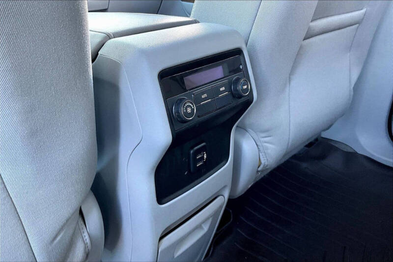 2017 GMC Acadia SLE-1