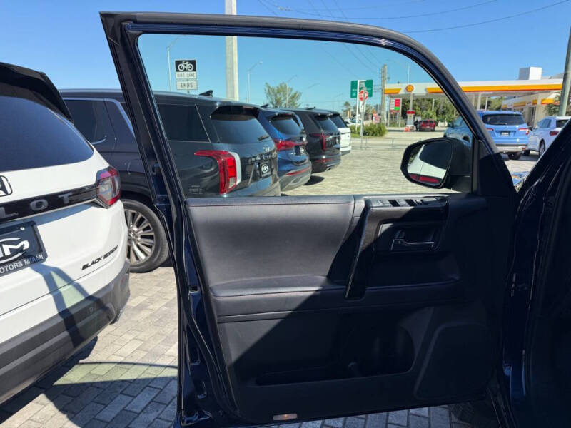 2023 Toyota 4Runner TRD Off-Road