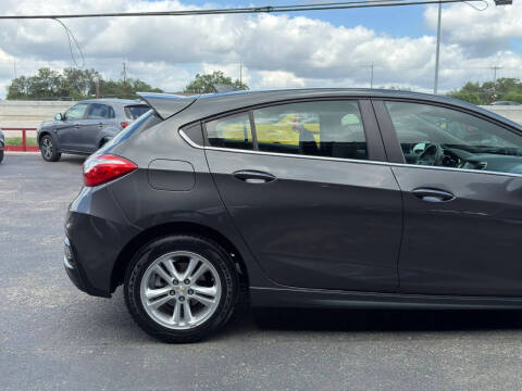 2018 Chevrolet Cruze LT Auto