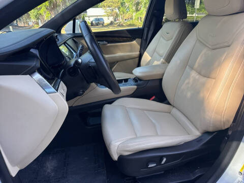 2017 Cadillac XT5