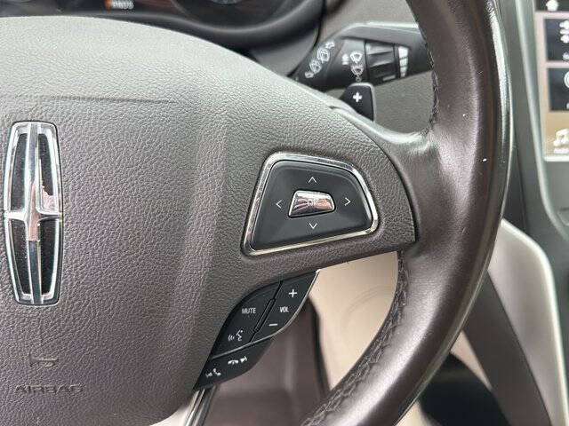 2017 Lincoln MKC Select