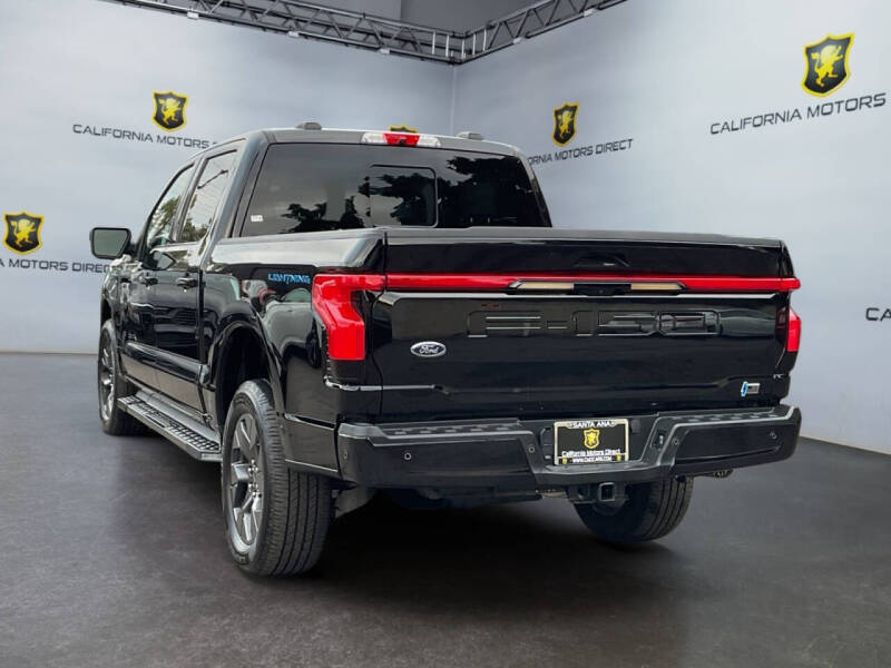 2022 Ford F-150 Lightning Lariat