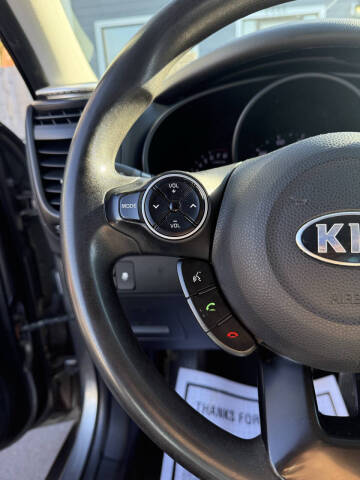 2016 Kia Soul +