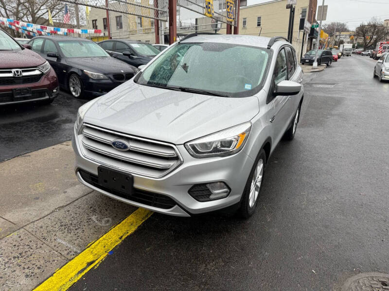 2018 Ford Escape SEL photo 3