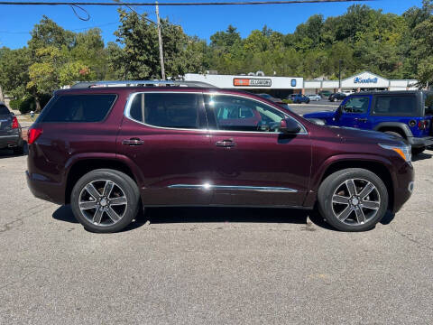 2017 GMC Acadia Denali