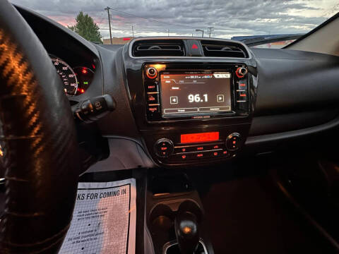 2018 Mitsubishi Mirage SE