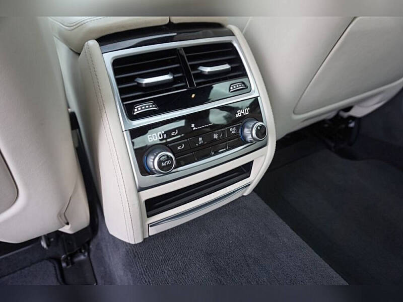 2016 BMW 7 Series 750i xDrive