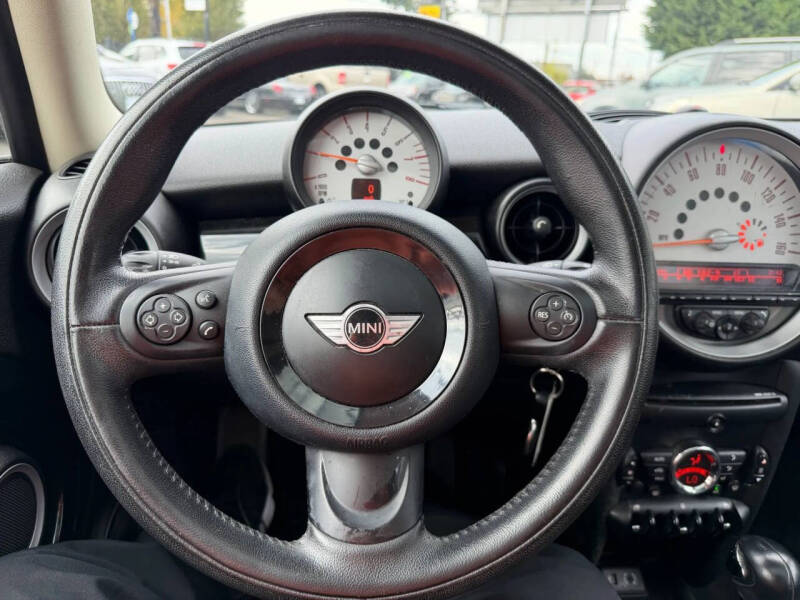 2013 MINI Clubman Cooper