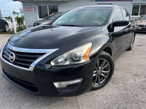 2015 Nissan Altima for sale at Auto Loans and Credit in Hollywood FL