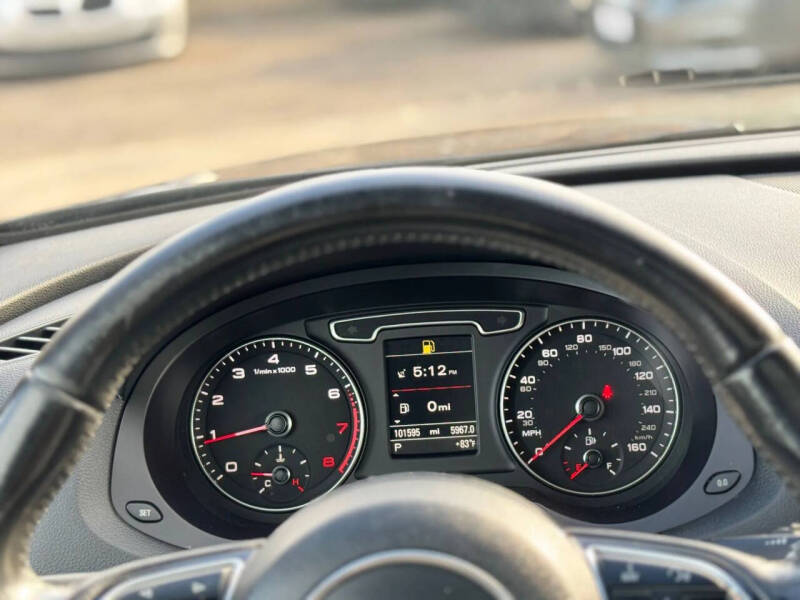2015 Audi Q3 2.0T quattro Prestige