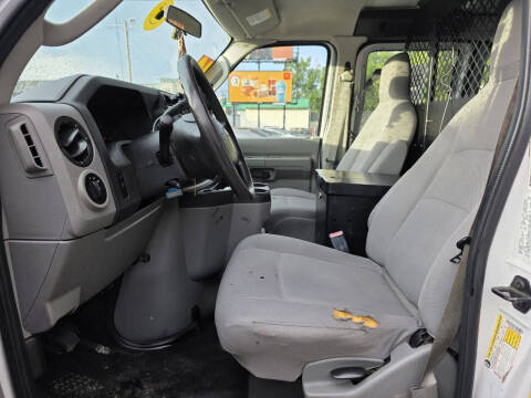 2014 Ford E-Series E-150