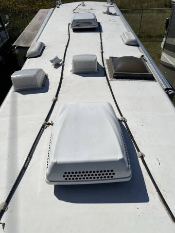 2002 Foretravel GV320 4010