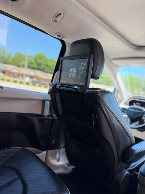 2021 Chrysler Pacifica Hybrid Limited