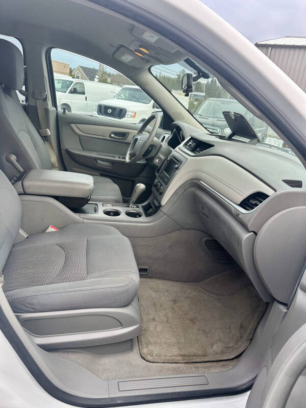 2017 Chevrolet Traverse LS