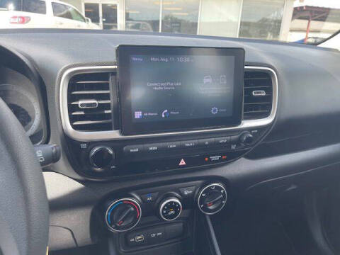 2022 Hyundai Venue SE