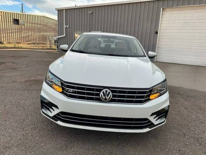 2017 Volkswagen Passat 1.8T R-Line