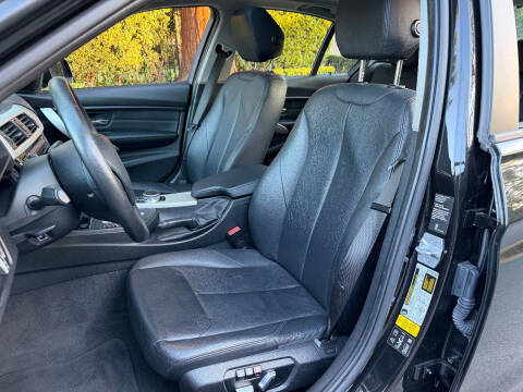 2018 BMW 3 Series 320i xDrive