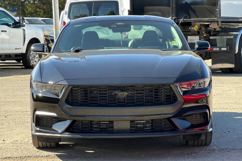 2025 Ford Mustang EcoBoost