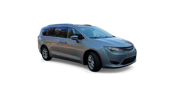 2018 Chrysler Pacifica for sale at Bowman Auto Center in Clarkston, MI